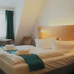 Check Hotel
