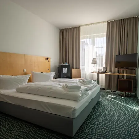 Check Hotel 3*