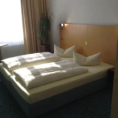 Check Hotel 3*